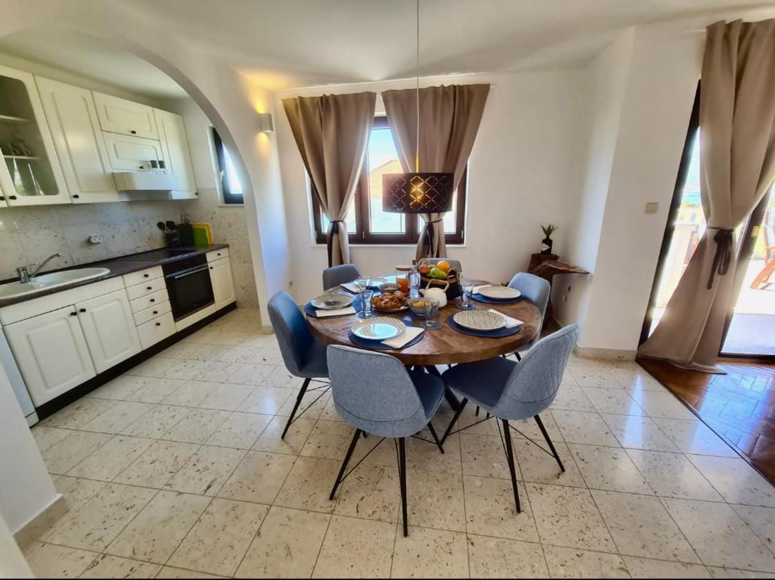 Apartments Mia Okrug Gornji Dış mekan fotoğraf