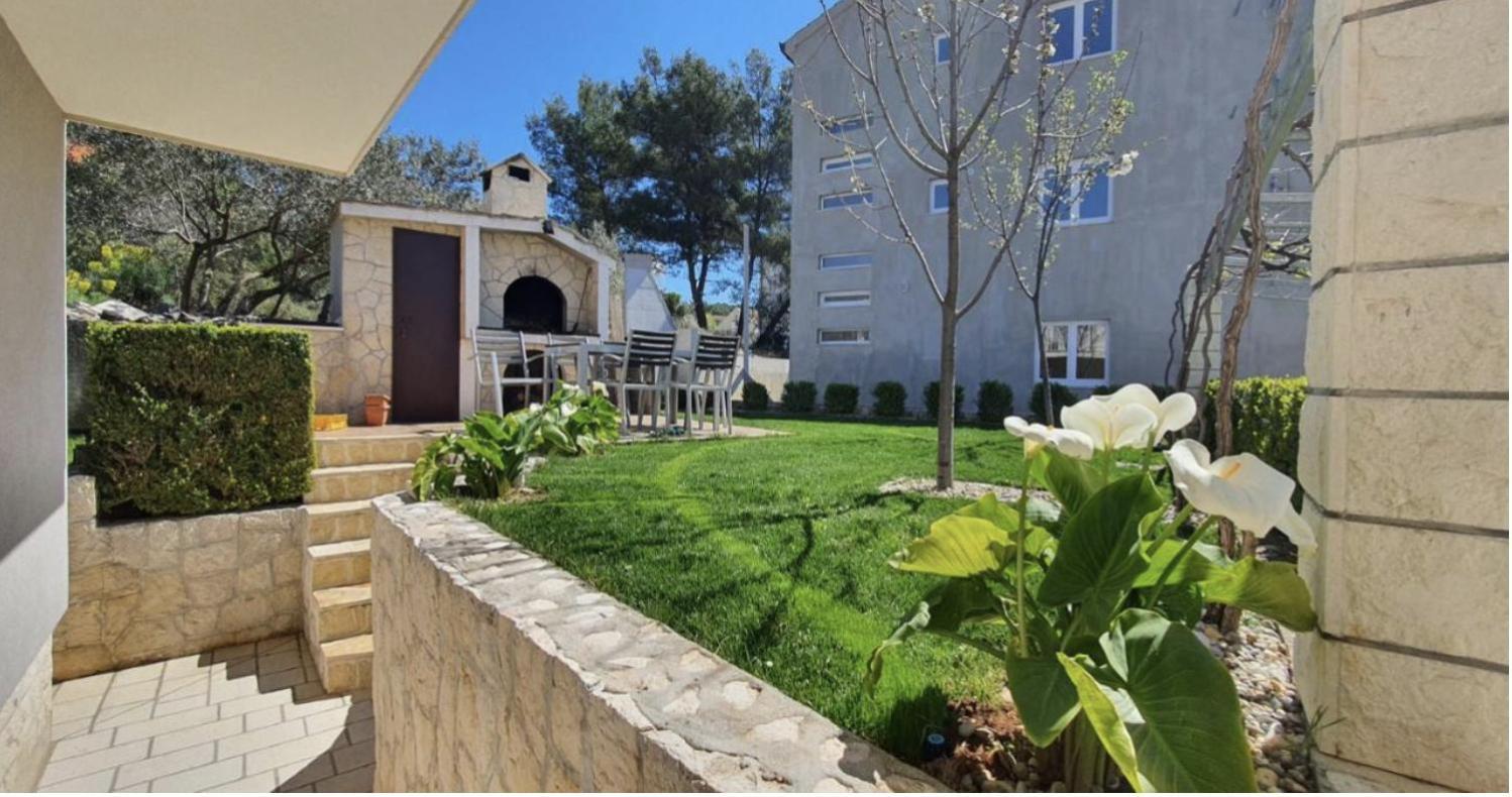 Apartments Mia Okrug Gornji Dış mekan fotoğraf